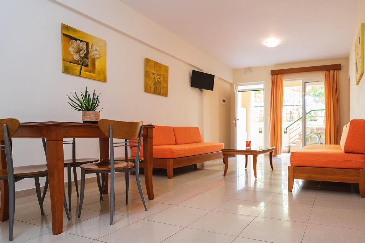 Helios Apartments Kato Daratso Room photo