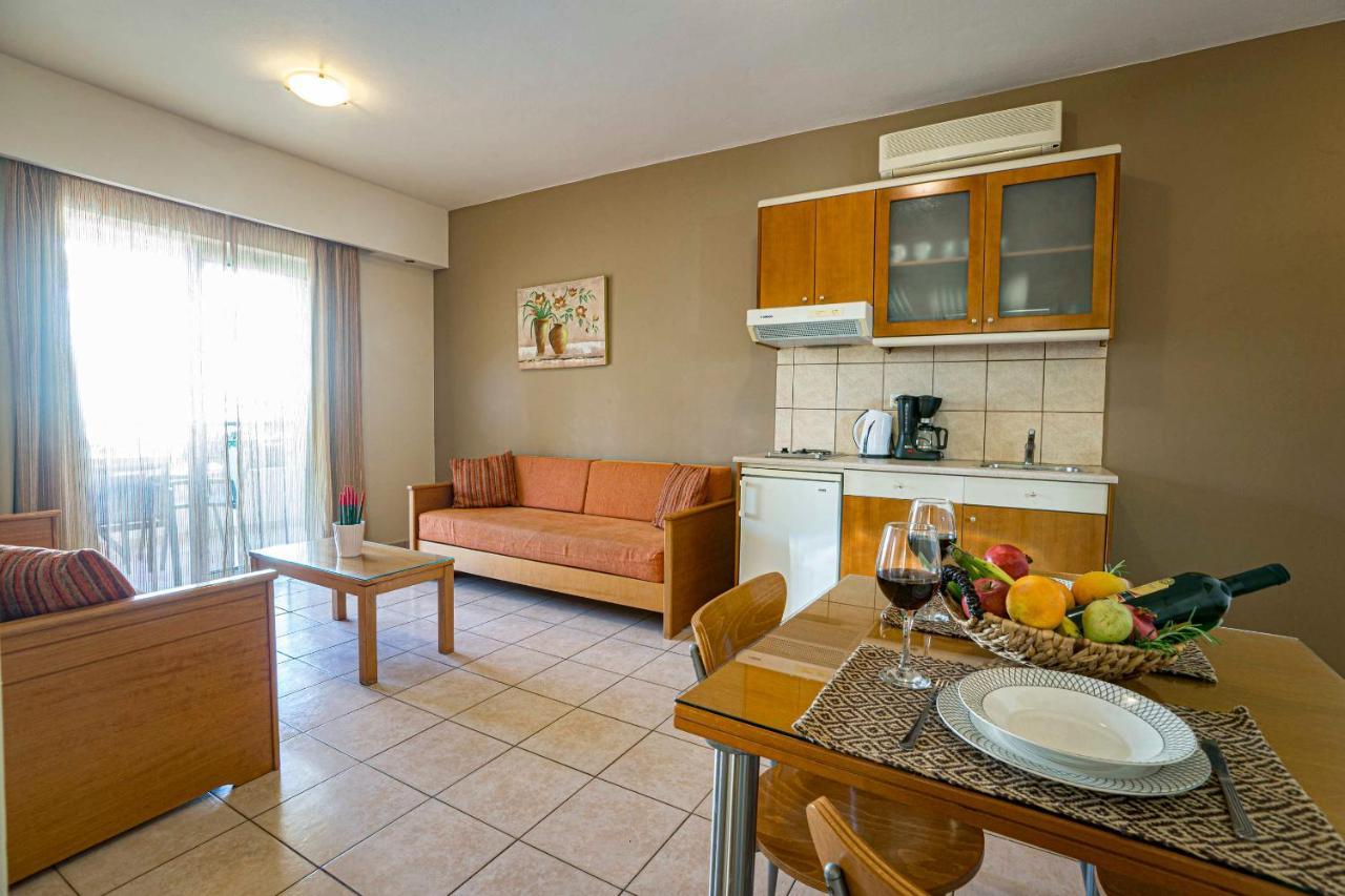 Helios Apartments Kato Daratso Exterior photo